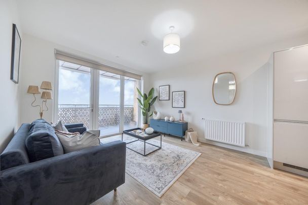 2 bedroom apartment to rent - Photo 1