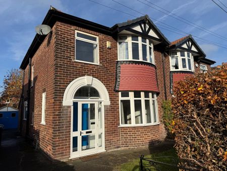 3 bedroom semi-detached house to rent - Photo 5