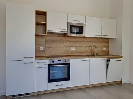 Location Appartement 2 pièces 45m² AJACCIO 20000 - Photo 2