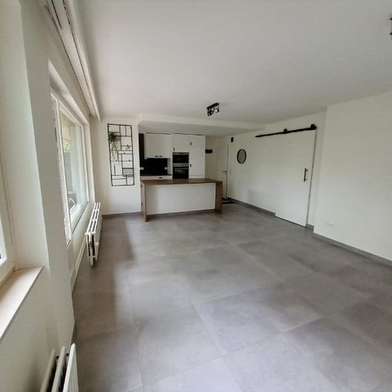 Appartement te huur - Photo 1