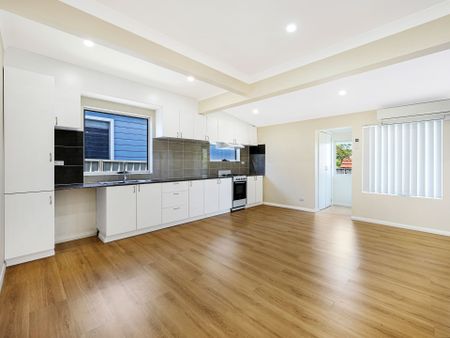 31 Forster Street Port Kembla - Photo 2