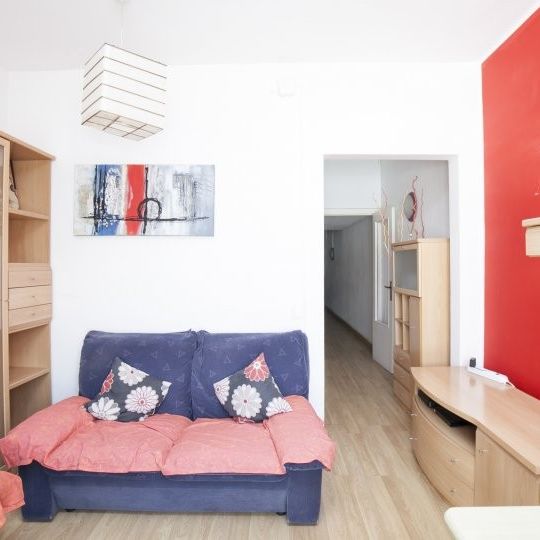 barcelona, Catalonia 08012 - Foto 1