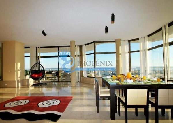 Apartamento T4 em Faro