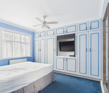 Burns Avenue, Feltham,TW14 - Photo 6