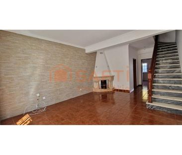 Moradia T3 - Photo 1