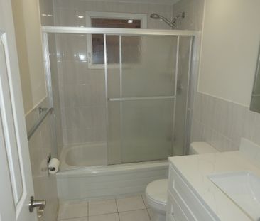 For Lease - 1505 Bridletowne Circle, Toronto, Ontario - Photo 4