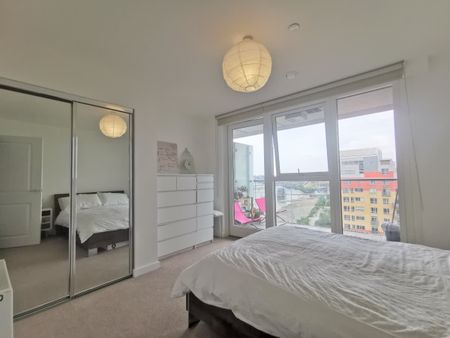 Bessemer Place Platinum Riverside Greenwich SE10 - Photo 4