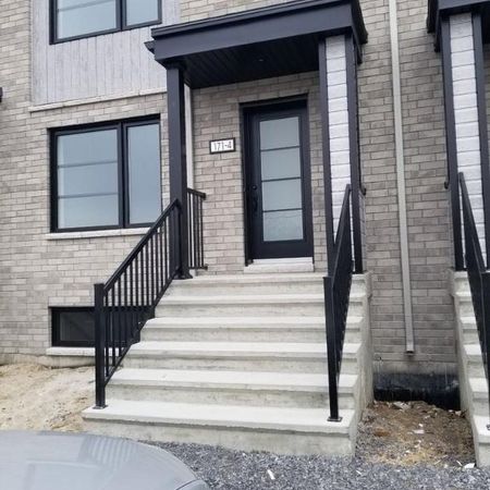 Rental - Townhouse - Les Coteaux - Photo 3