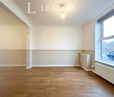 2 bedroom house to rent Cottage Grove, Gosport, Hampshire, PO12 - Photo 5