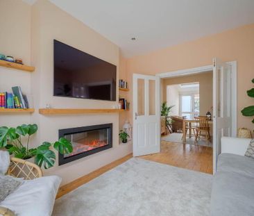 85 Downshire Road, Holywood, BT18 9LY - Photo 1