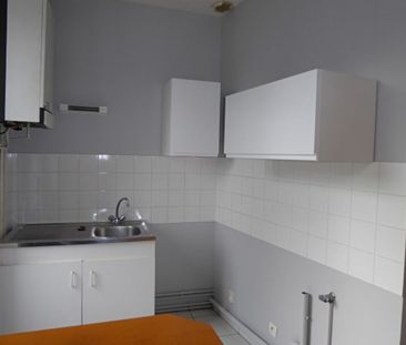 Location Appartement 2 pièces 33m² CHATEAUBRIANT 44110 - Photo 3