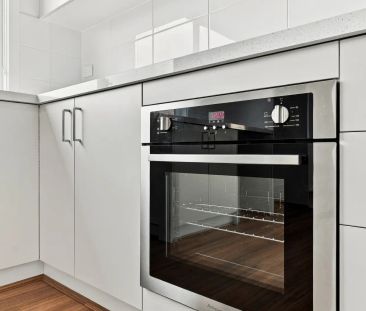 NEW BUILD UNIT FOR RENT IN WERRIBEE - Photo 6