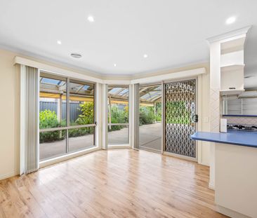 Stunning Home In Popular Alfredton - Photo 4