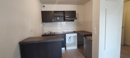 Location Appartement 3 pièces 62m² LAUNAGUET 31140 - Photo 5