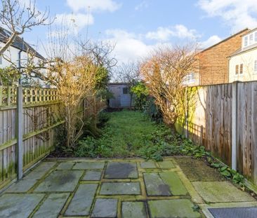 3 bedroom terraced house to rent - Photo 6