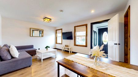 For Lease - 452 Hurontario Street, Collingwood, Ontario - Photo 2