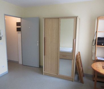 Location Appartement 1 pièce 18m² RENNES 35700 - Photo 2
