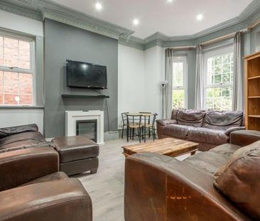 8 bedroom house to rent - Photo 2