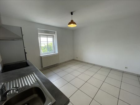 Location Appartement 117m² - Photo 3