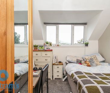 2 bed Apartment for Rent - Photo 3