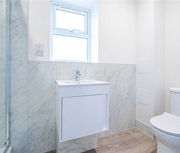 2 bed Ground Floor Flat for rent - Photo 2