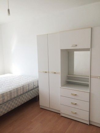 Beautiful Newly Decorated 3 Bedroom Flat - BROADWAY MARKET - Photo 5