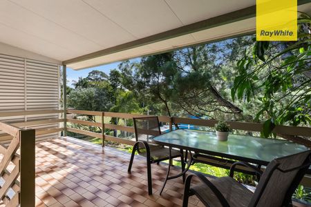 Spacious High-Set Brick Home with Pool & Entertaining - Photo 2