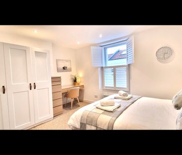 1 Bed Terraced House, High Street, BS8 - Photo 5