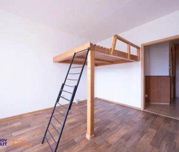 Pronájem bytu 3+1 se třemi lodžiemi v centru Šumperka - Fotografie 1
