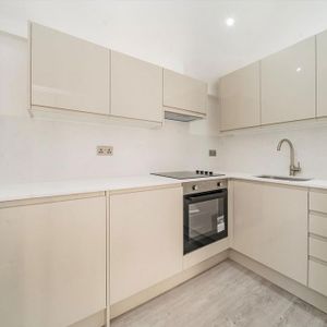 Studio to rent - Photo 2