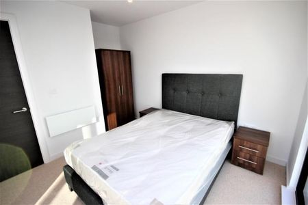 2 bedroom apartment to rent - Photo 5