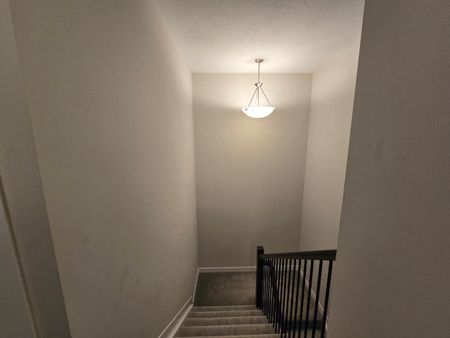 For Lease - 125 Beebalm Crescent, Barrhaven, Ontario - Photo 2