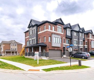 For Lease - 122 Monarch Woods Drive, Kitchener, Ontario - Photo 1