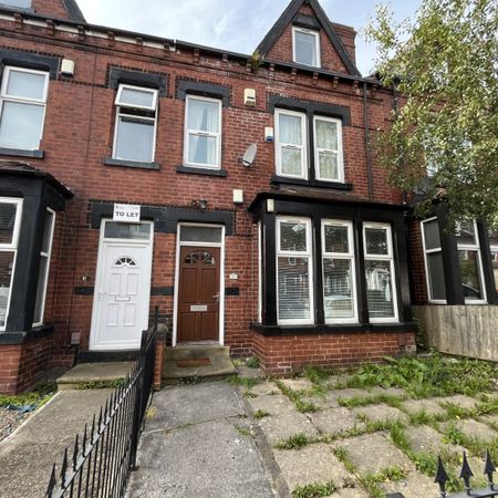 4 bedroom terraced house to rent - Photo 3