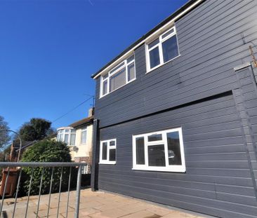 2 bedroom maisonette to rent - Photo 2