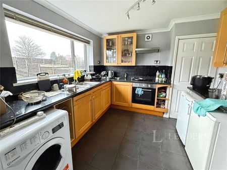 2 bedroom maisonette to rent Barn Lane, Solihull, B92 - Photo 4