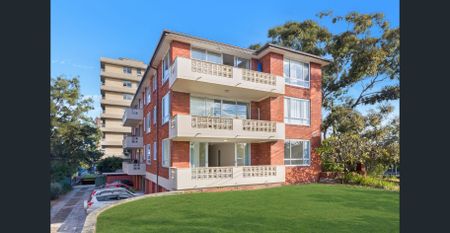 FULLY FURNISHED One Bedroom Apartment in a Convenient Location. - Photo 5