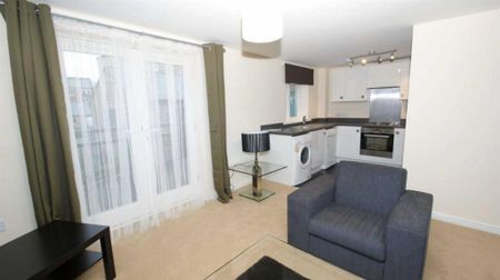 1 bedroom flat to rent - Photo 2