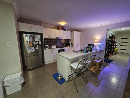 Wynnum West - Photo 4