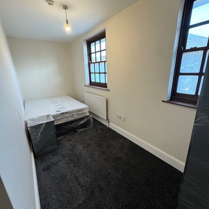 Room in a Shared House, Heathfield Road, B19 - Photo 1