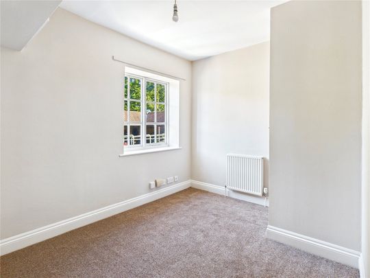 Foxes Farm, Nacton, Ipswich, Suffolk, IP10 0JJ - Photo 1