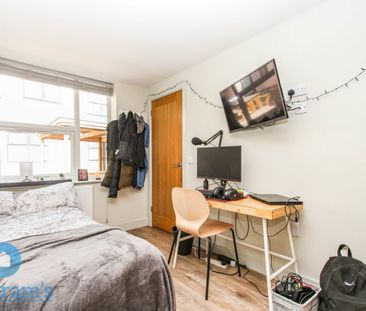 2 bed Apartment for Rent - Photo 5