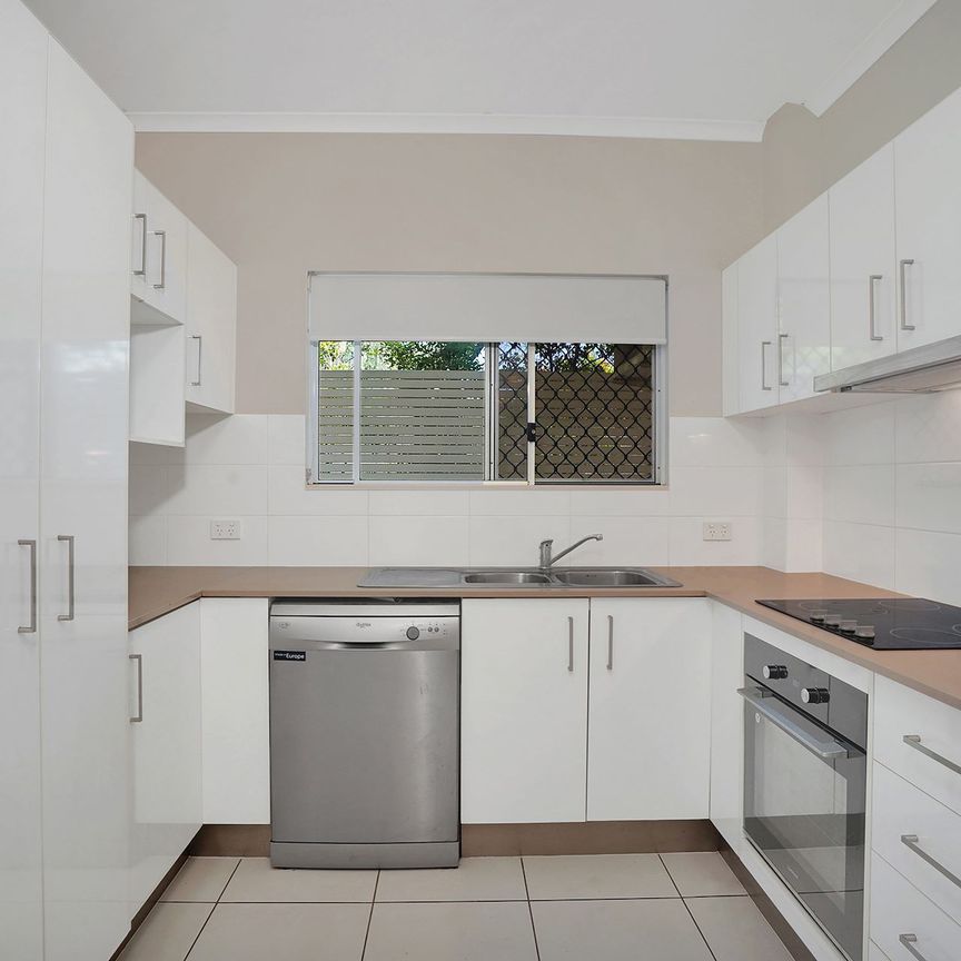 Unit 3/13 Ashmore Street, - Photo 1