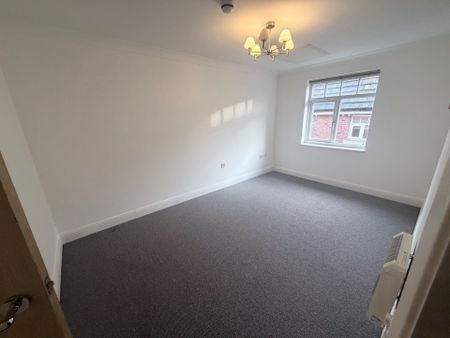 WakeGreenRoad, BIRMINGHAM - Photo 3