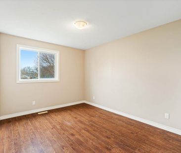 For Lease - 240 College Street, Belleville, Ontario - Photo 6