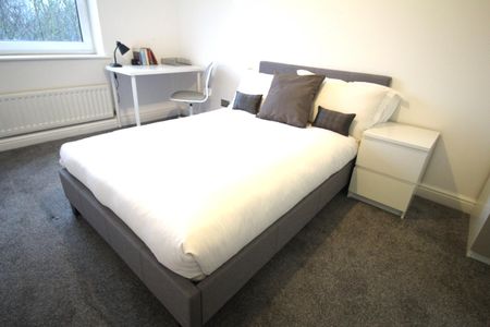 Flat 79, Samara Plaza, LS2 9DU, Leeds - Photo 5