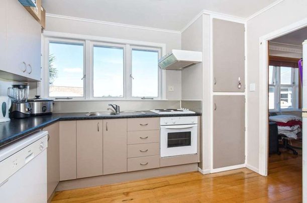 Cozy 1 bedroom house in Onehunga - Photo 1