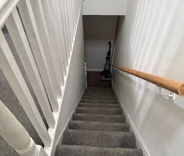 1 Bed Flat, Ayres Road, M16 - Photo 1