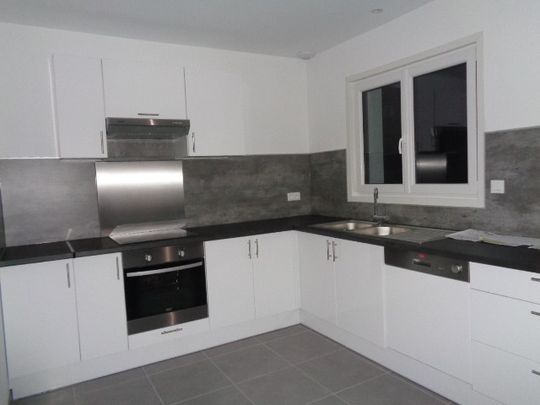 Location Maison 4 pièces 105m² MERLIMONT 62155 - Photo 1