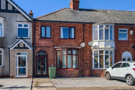 3 bedroom terraced house to rent - Photo 3